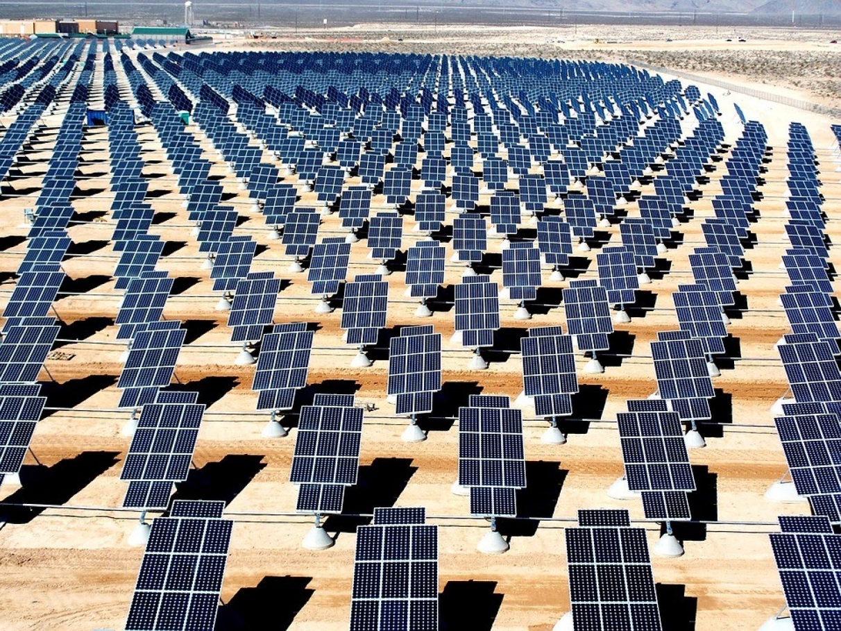 Ferme de Bhadla : une installation photovoltaïque géante et innovante dans le désert